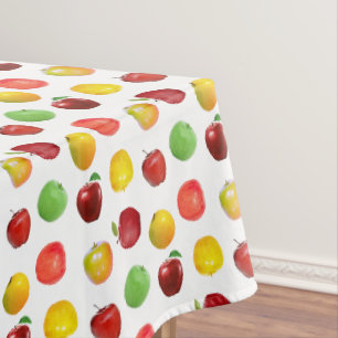 Schöne natürliche farbenfrohe Äpfel auf Weiß Tischdecke