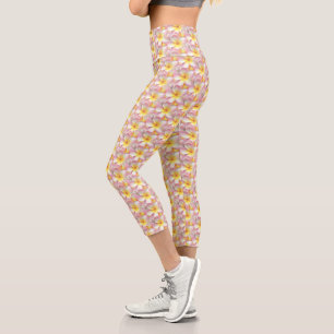 Schöne Pastell-Frangipani-Plumerien-Blüten Capri Leggings