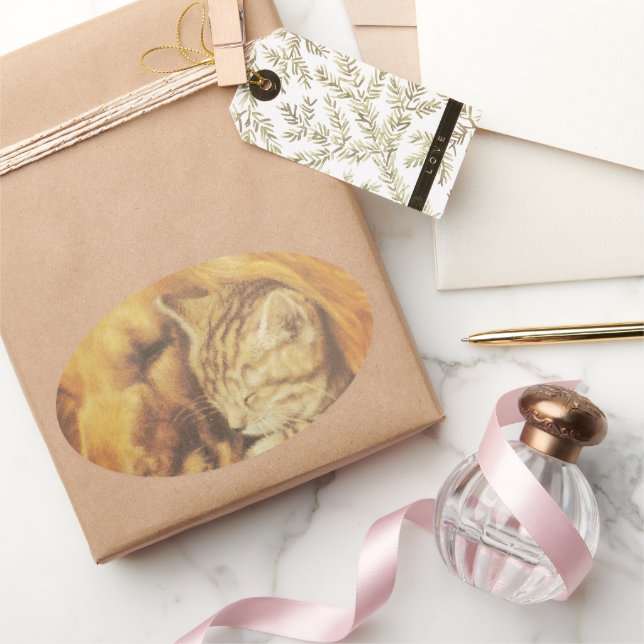 Schöne Phantastische Katze und Hund Cuddling Art P Ovaler Aufkleber (Schenken)