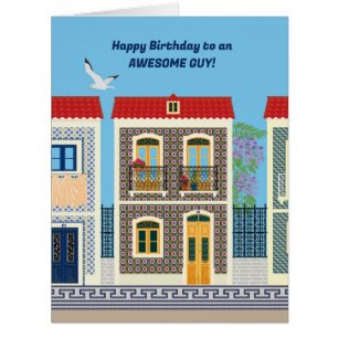 Schöne portugiesische Häuser mit Fliesen oder Azul