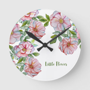 Schöne, realistische Rose. Runde Wanduhr