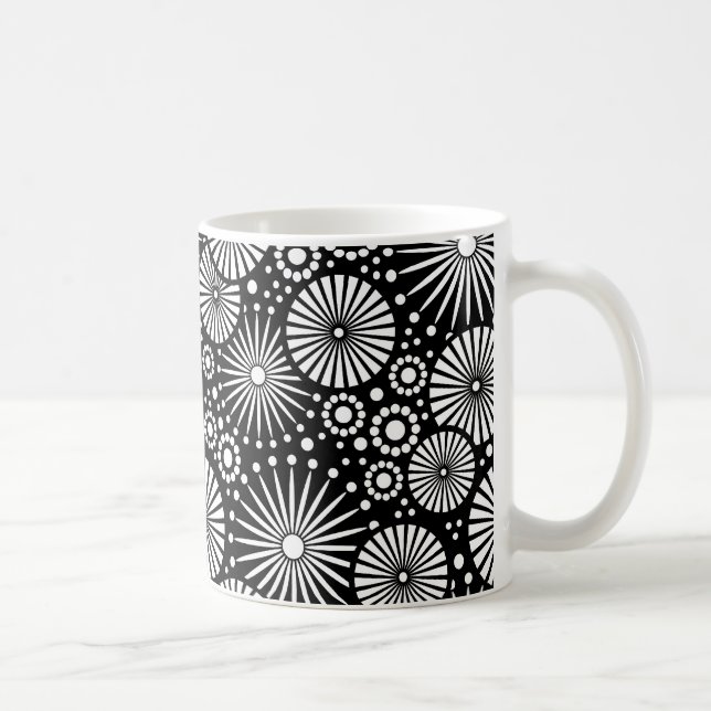 Schöne Retro-Schwarz-Weiß-Tasse Kaffeetasse (Rechts)