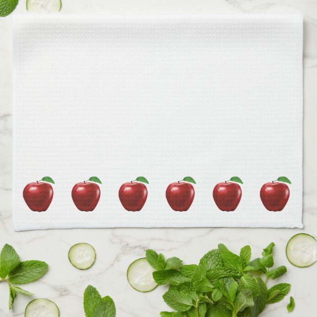 Schöne rote Äpfel auf weißem Küchentuch (Gefaltet)