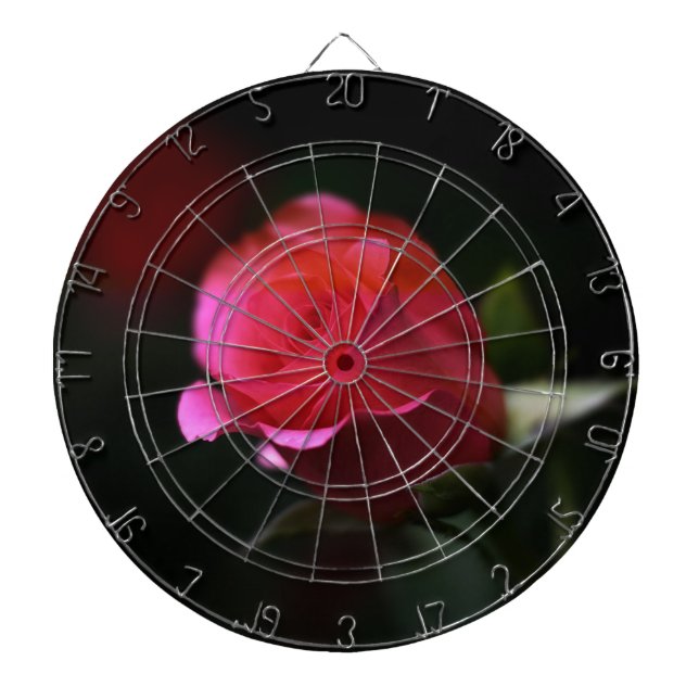 Schöne Rote Rose Dartscheibe (vorne)