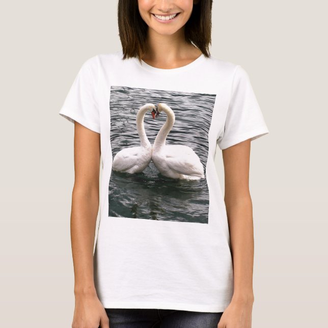Schöne Schwanpaare T-Shirt (Vorderseite)