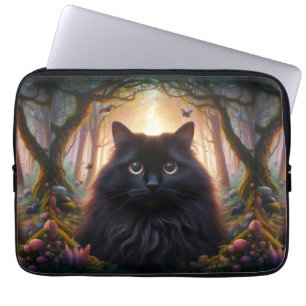 Schöne schwarze Katze mit goldenen Augen Laptopschutzhülle