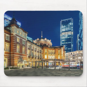 Schöne Skyline der Stadt Tokio am Bahnhof Mousepad
