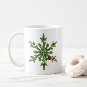 Schöne Snowy Pine Snowflake Weihnachten Kaffeetasse
