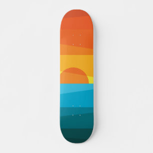 Schöne Sonnenuntergänge und Meereswellen Skateboard