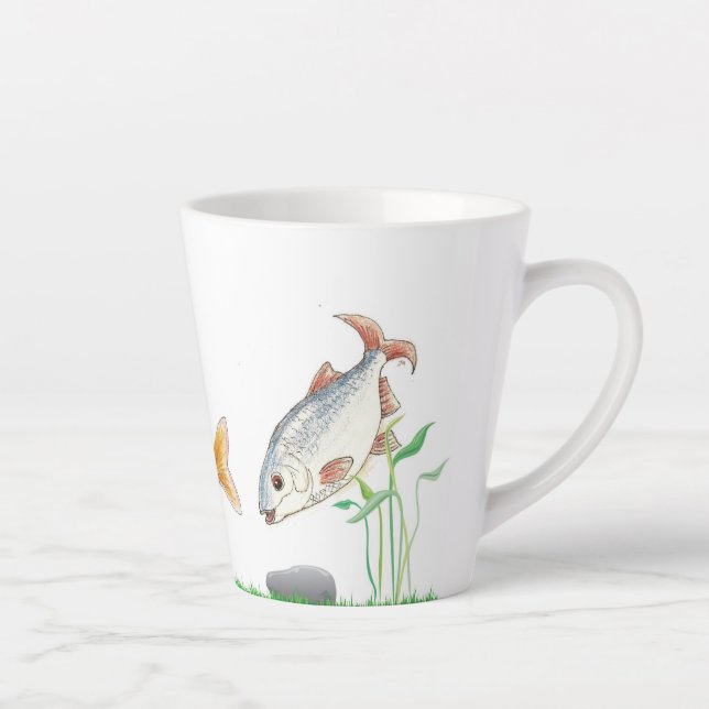 Schöne Tasse mit Süßwasserfisch (Rechts)