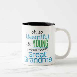 Schöne und junge große Großmutter Zweifarbige Tasse