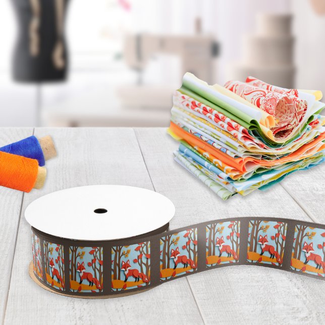 Schöne Waldfüchse Filmrahmen Tierbild Ripsband (A reel of ribbon with elegant red fox design, in a repeat pattern with papercraft look)