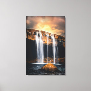 Schöne Wasserfall-Landschaft Leinwanddruck
