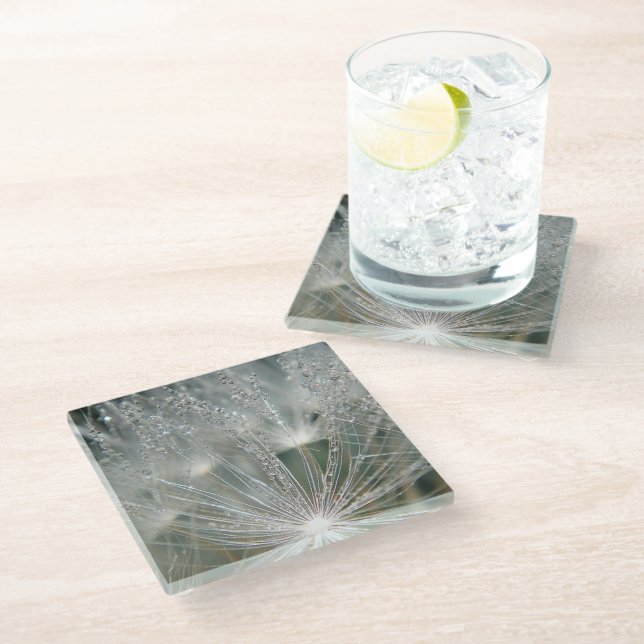 Schöne Wassertröpfchen Glasuntersetzer (Schrägansicht)