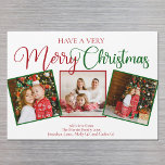 Schöne Weihnachten 3 Foto Magnet Card<br><div class="desc">Genießen Sie eine sehr frohe Weihnachten 3 Foto Magnetkarte mit wunderschöner Kalligraphie in Rot und Grün. Diese drei Familienfotomagnete zeichnen sich durch eine prächtige Schrift und Ihren Namen unter der festlichen quadratischen Bildcollage aus.</div>