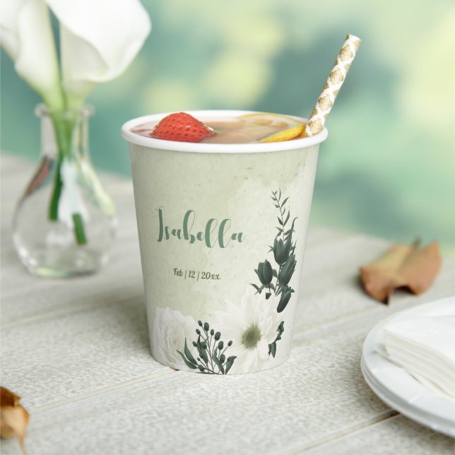 Schöne weiße Blume, grüne Blätter Pappbecher (In Situ)