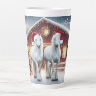 Schöne Weiße Pferde mit einer Weihnachtsmannmütze Milchtasse