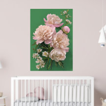 Schöne weiße und rosa Pfingstrosen auf grünem Hint