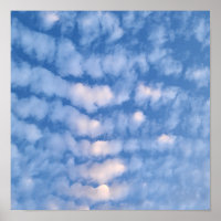 Schöne weiße Wolken