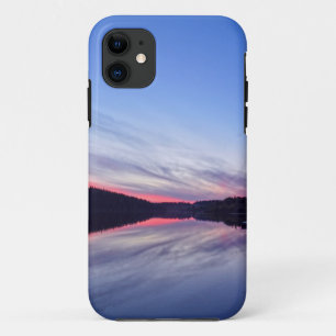 Schöne Wildnis Sonnenuntergang über dem Foto iPhone 11 Hülle