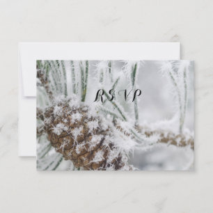 Schöne Winterhochzeit, Schneeflocken und Kiefernza RSVP Karte