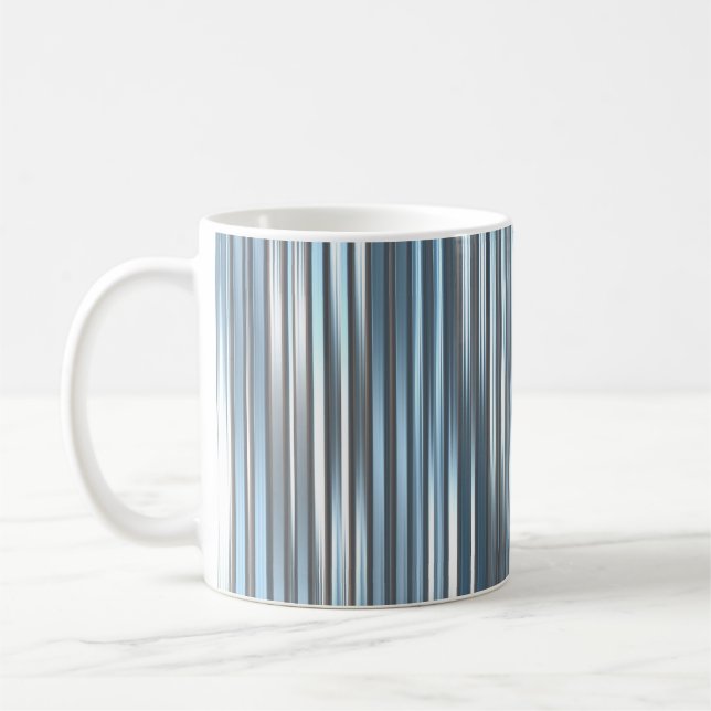 Schöner, abstrakter, blauer Hintergrund mit l Kaffeetasse (Links)