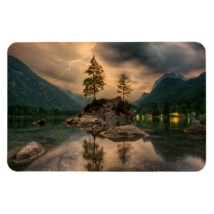 Schöner Bergsee im Abend Foto Magnet
