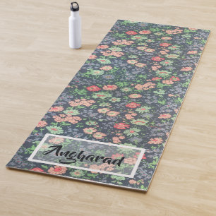 Schöner, beruhigender Teppich aus Blume nach Maß Yogamatte