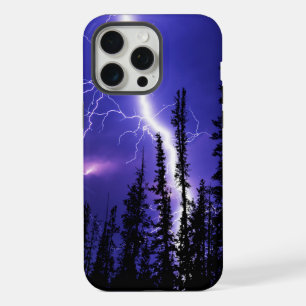 schöner Donner über dem Wald iPhone 15 Pro Max Hülle
