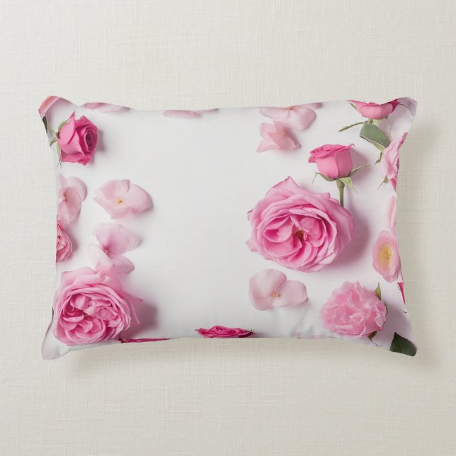 schöner Druck mit zarten rosa Blume Rose Dekokissen (Vorderseite)