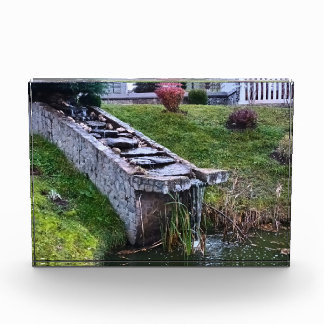 Schöner Gartenwasserfall – Wilde Natur Rumänien Fotoblock