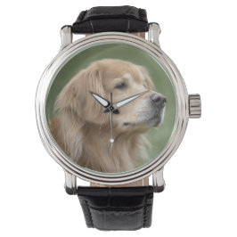 Schöner Golden Retriever Hund in Closeup Armbanduhr