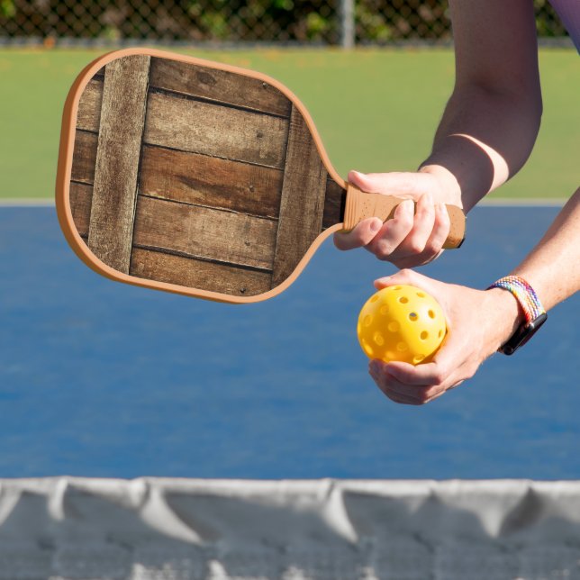 Schöner Holzzaun Pickleball Schläger (InSitu)