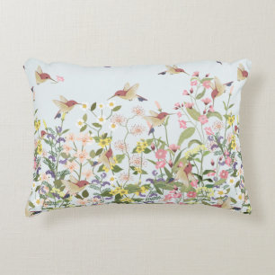 Schöner Kolibri in einer blumengeschmückten Blume Dekokissen