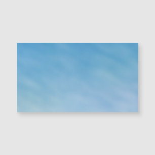 Schöner sanfter blauer Himmel mit träumerischen Wo Magnetkarte