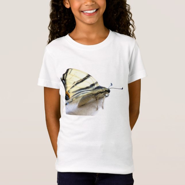 Schöner Schmetterling T-Shirt (Vorderseite)