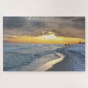 Schöner Sonnenuntergang am Strand von Pensacola, 