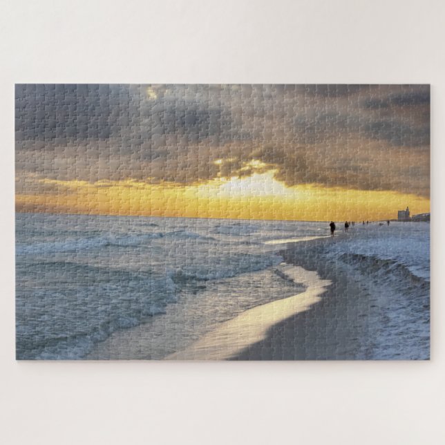 Schöner Sonnenuntergang am Strand von Pensacola, F (Horizontal)