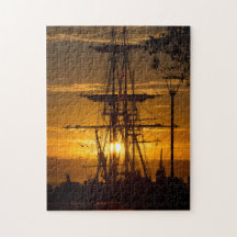 Schöner Sonnenuntergang San Diego mit Tall-Mast Sc