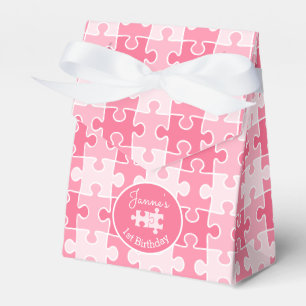 Schöner süßer Schatten der rosafarbenen Puzzleteil Geschenkschachtel