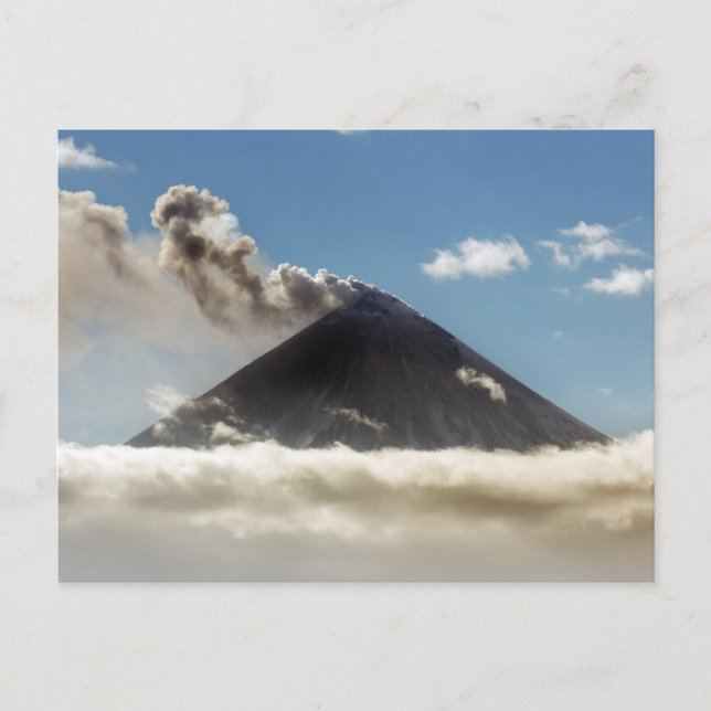 Schöner Vulkan Klyuchevskoy. Russland Postkarte (Vorderseite)
