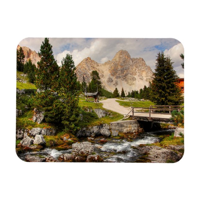 Schöner Wanderweg Fluss, Bäume & Berge Magnet (Horizontal)