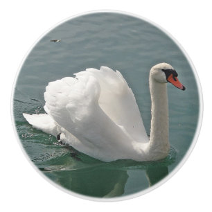 Schöner weißer Schwan Keramikknauf