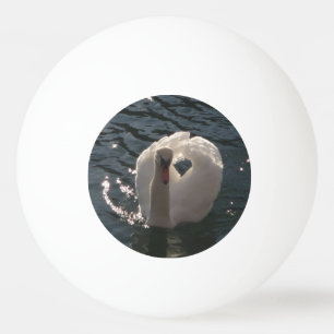 Schöner weißer Schwan Tischtennisball