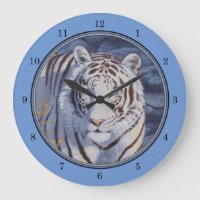 Schöner weißer Tiger mit kristallblauen Augen