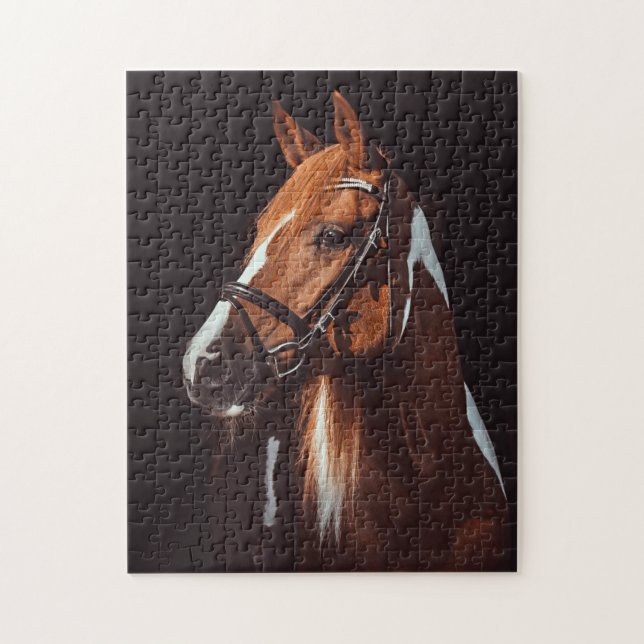 Schönes Brown Paint Horse Portrait Foto (Vertikal)