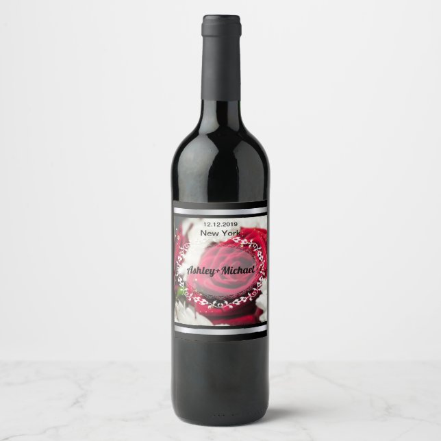 Schönes Etikett, Rose, rote Rosen, offene Arbeit Weinetikett (Vorderseite)
