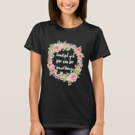 Schönes Girl, das man tun kann, was hart Schwarzes T-Shirt