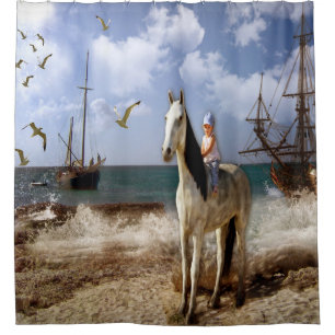 Schönes kleines Mädchen auf Pferderückseite Duschvorhang