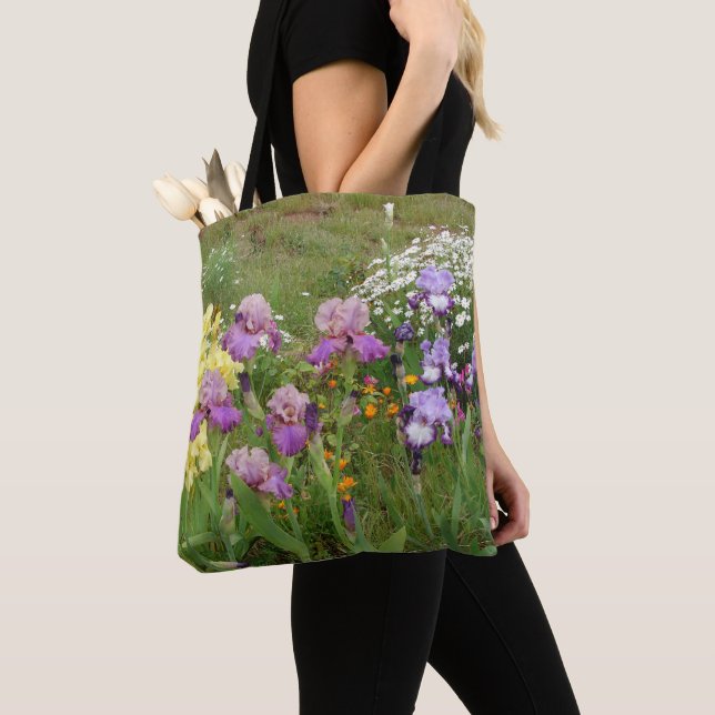 Schönes Lila Iris Blume Blumenstrauß Foto Tasche (Von Nahem)